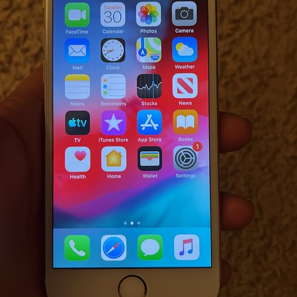 iPhone 6 - Picture 3 of 9